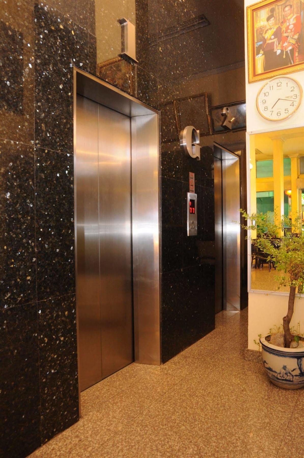 Lodge 61 Hotel Bangkok Dış mekan fotoğraf