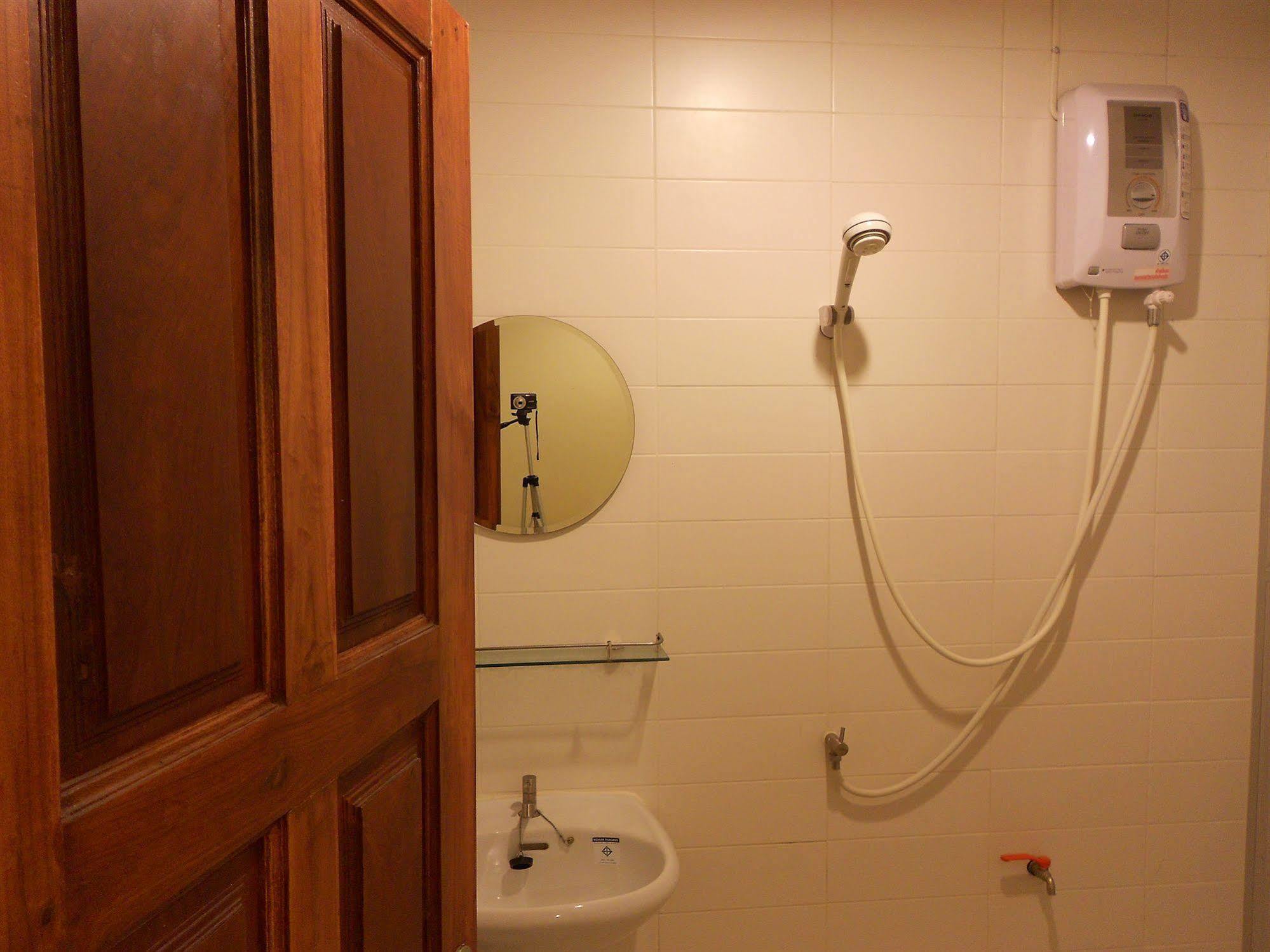 Lodge 61 Hotel Bangkok Dış mekan fotoğraf